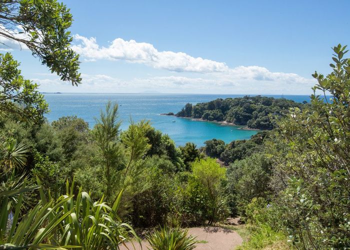  at 30 Te Aroha Avenue, Oneroa, Waiheke Island, Auckland