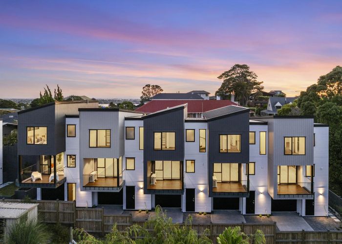  at 9/10 Boyd Avenue, Royal Oak, Auckland City, Auckland