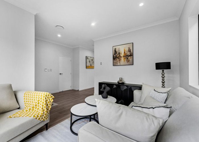 at 21 Hauhake Road, Flat Bush, Manukau City, Auckland