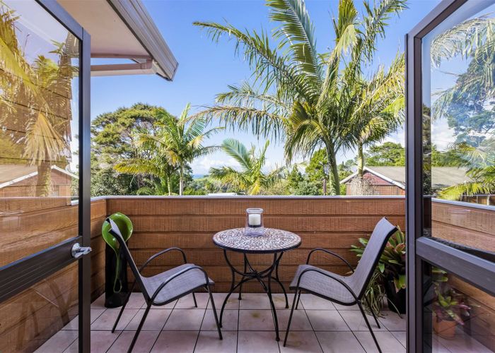  at 21 Cochrane Avenue, Arkles Bay, Whangaparaoa