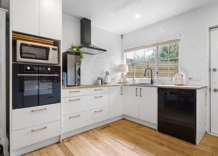  at 17A Freda Place, Favona, Manukau City, Auckland