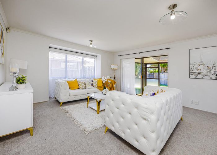  at 21A Britannia Place, Half Moon Bay, Manukau City, Auckland