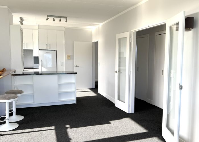  at 2/4 Grafton Road, Roseneath, Wellington, Wellington