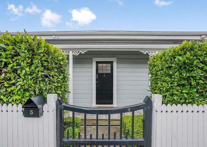  at 5 Udy Street, Petone, Lower Hutt