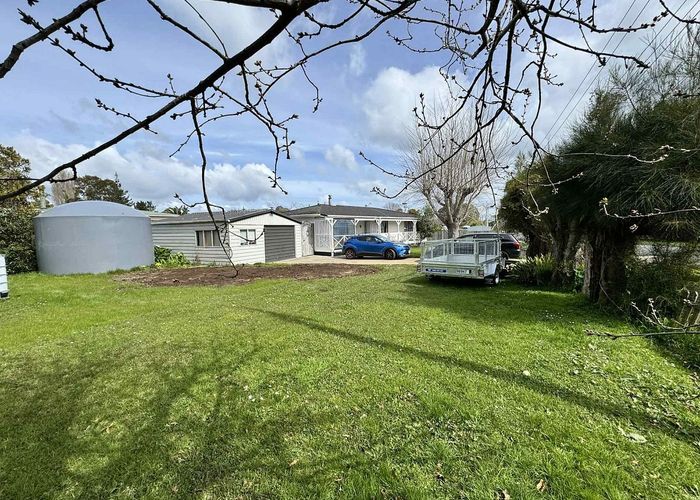  at 19 Fourth View Avenue, Beachlands, Manukau City, Auckland