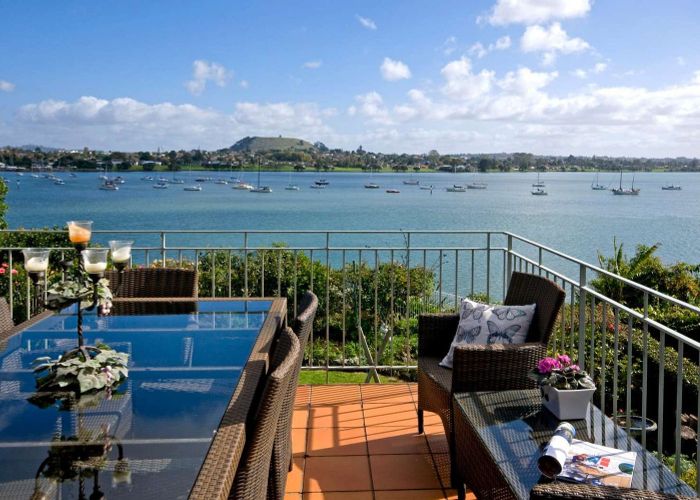  at 83 Fisher Parade, Sunnyhills, Manukau City, Auckland