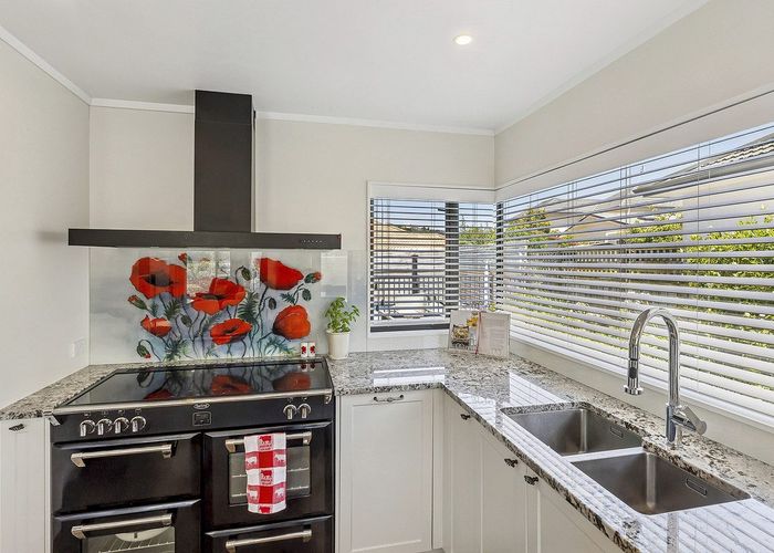  at 6 Voyager Way, Whitby, Porirua, Wellington