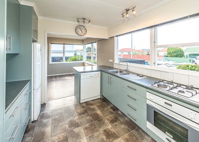  at 4 Lindsey Crescent, Springvale, Whanganui, Manawatu / Whanganui