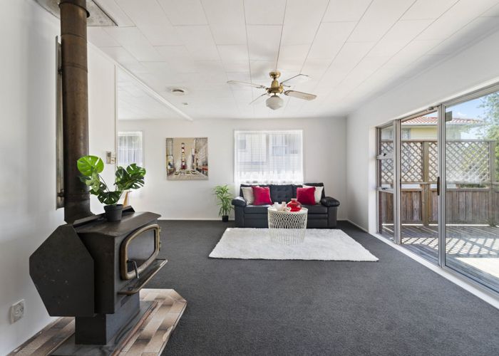  at 13 Butterworth Drive, Glendene, Auckland