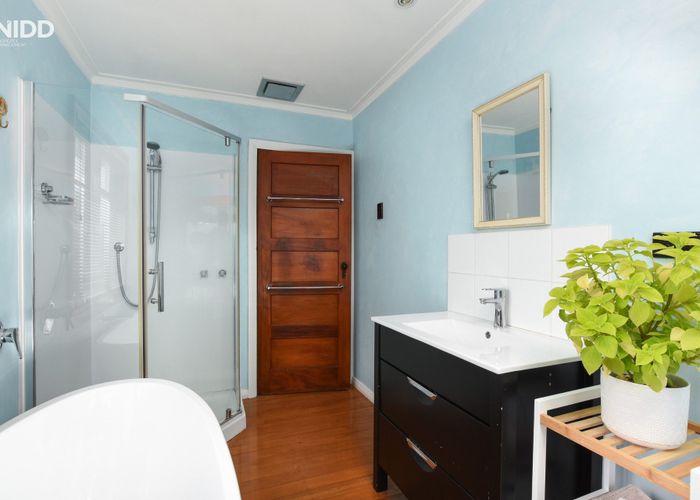  at 28 Athol Place, Ravensbourne, Dunedin