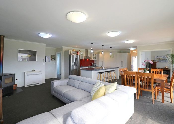  at 21 Sunrise Drive, Seaward Bush, Invercargill