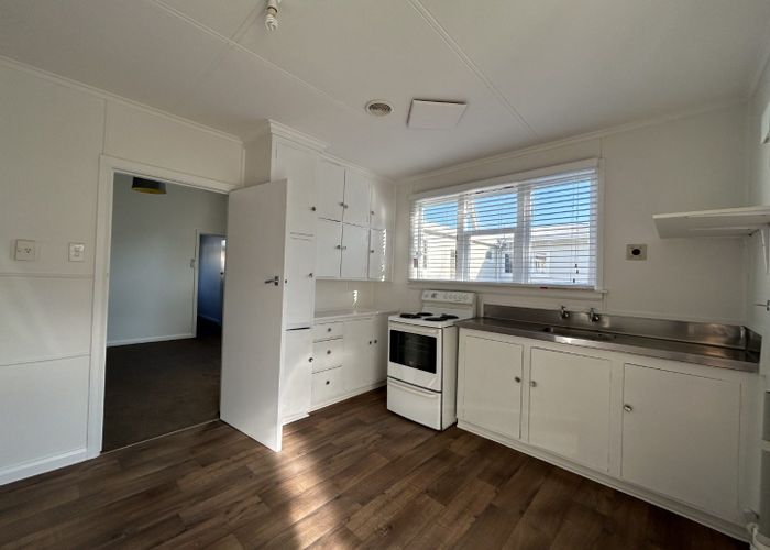  at 2/26 Pascal Street, Takaro, Palmerston North, Manawatu / Whanganui