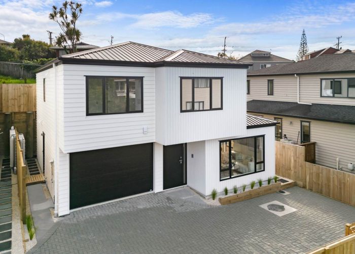  at 75A,B,C,D Chartwell Avenue, Glenfield, North Shore City, Auckland