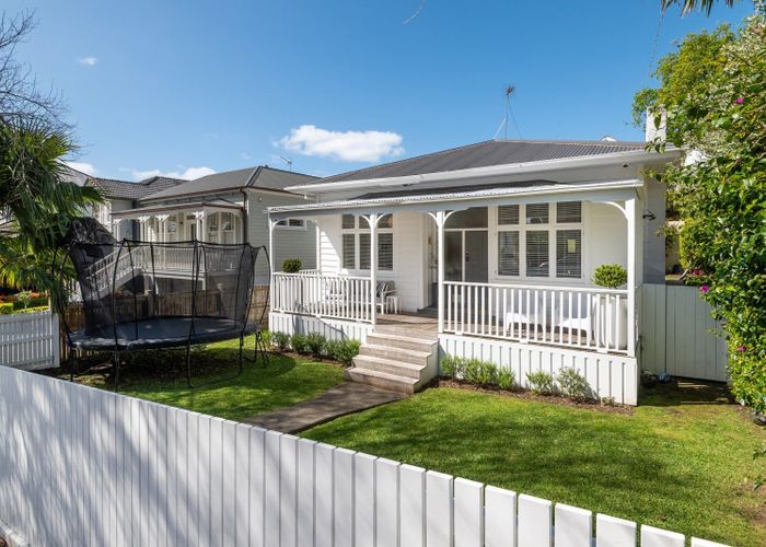  at 33 Sentinel Road, Herne Bay, Auckland City, Auckland