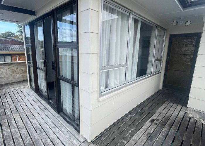  at 7A Clayburn Road, Glen Eden, Waitakere City, Auckland