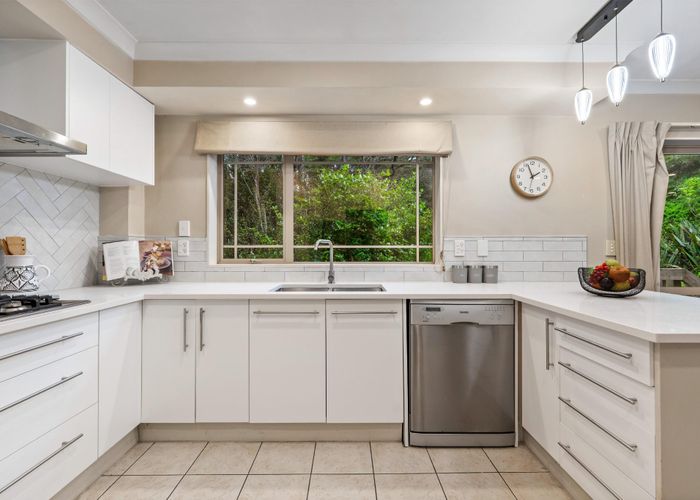  at 77c Colwill Road, Massey, Waitakere City, Auckland