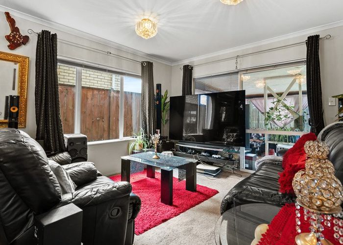  at 327 Chapel Road, Flat Bush, Manukau City, Auckland