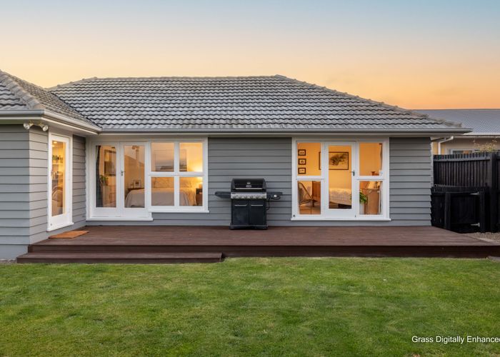  at 28 Beach Road, Waimairi Beach, Christchurch