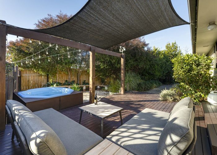  at 25 Anglesea Street, Renwick