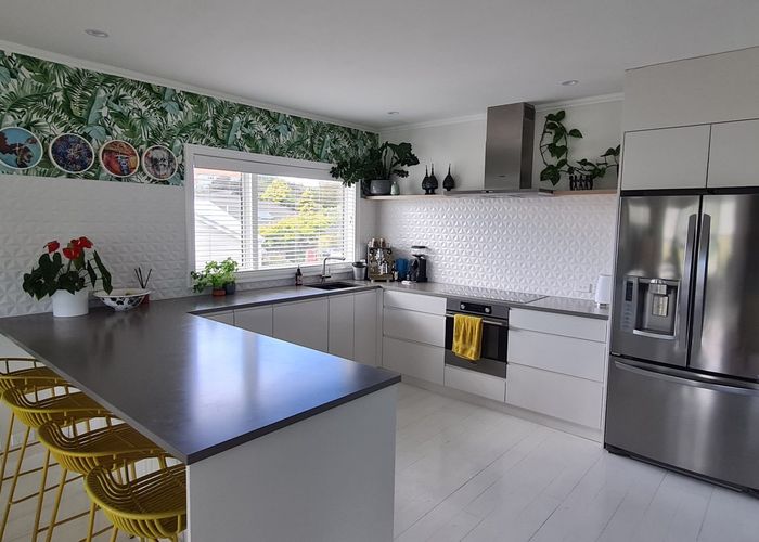  at 53 Everest Street, Khandallah, Wellington