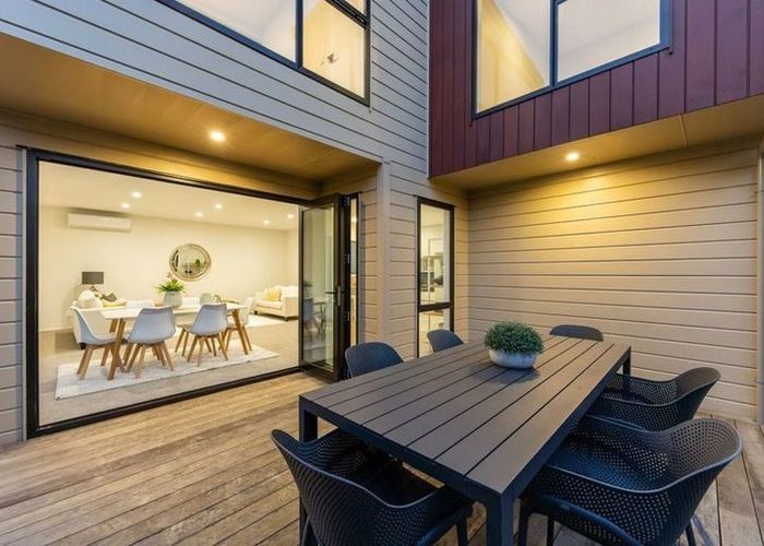  at 6D Pax Avenue, Forrest Hill, North Shore City, Auckland