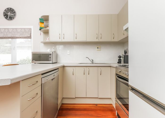  at 15 Albert Street, Otahuhu, Auckland