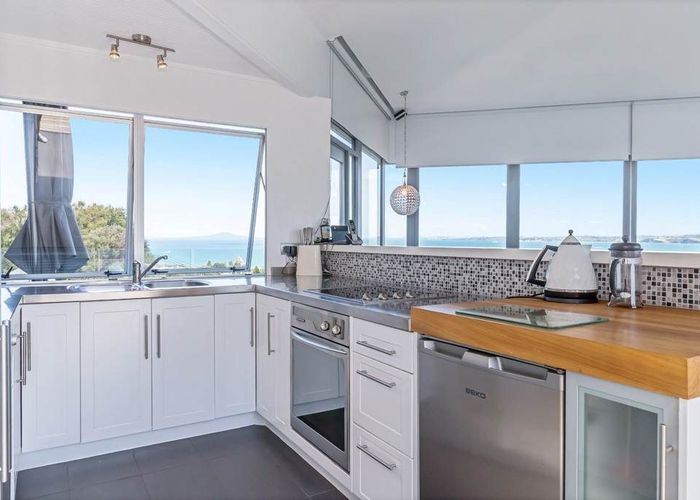  at 61 Roberts Road, Matakatia, Whangaparaoa