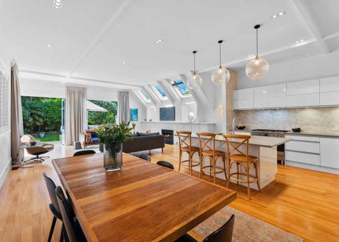  at 4 Poronui Street, Mount Eden, Auckland City, Auckland