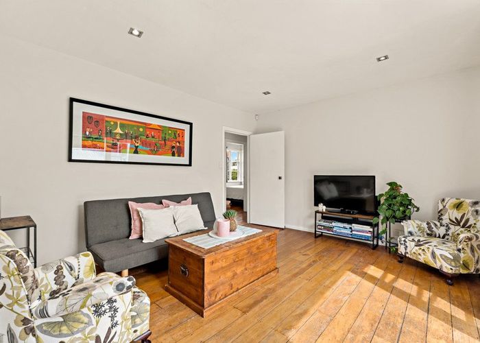  at 15 Range View Road, Mount Albert, Auckland City, Auckland