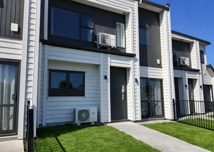  at 2D Melleray Place, Randwick Park, Randwick Park, Manukau City, Auckland