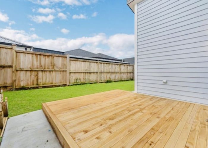  at 11 Cronshaw Road, Karaka, Papakura