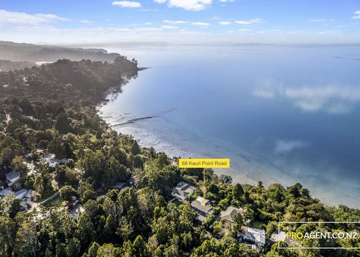  at 68 Kauri Point Road, Laingholm, Auckland