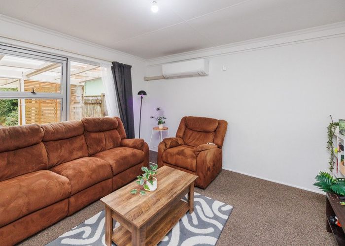  at 5A Dundas Place, Awapuni, Palmerston North, Manawatu / Whanganui