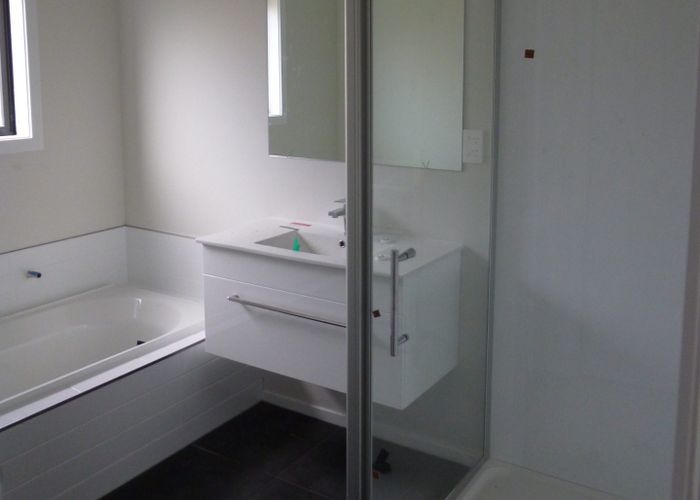  at 10 Ridgedale Crescent, Flagstaff, Hamilton, Waikato