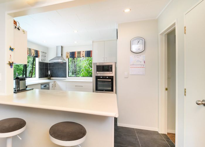  at 43 Springdale Grove, Fitzherbert, Palmerston North
