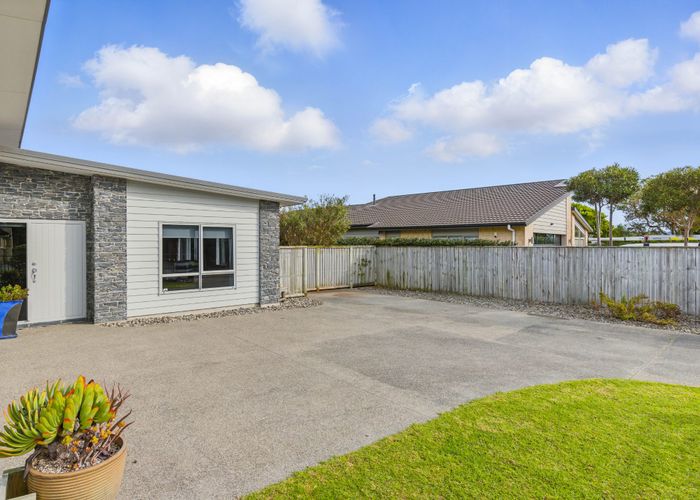  at 48 Kotuku Drive, Paraparaumu Beach, Paraparaumu