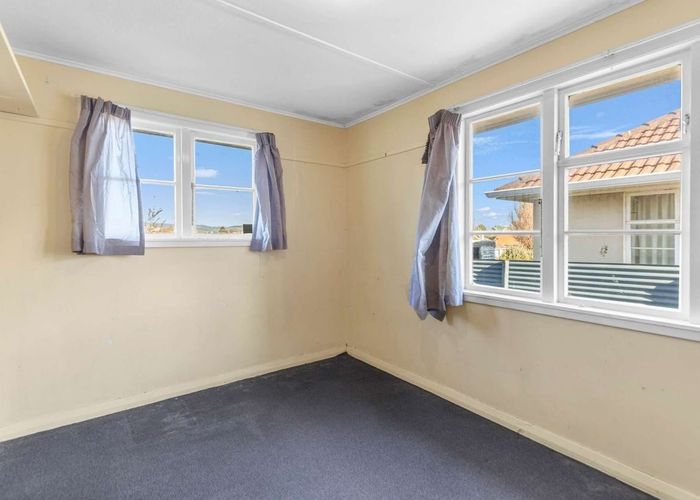  at 616 Featherston Street, Roslyn, Palmerston North, Manawatu / Whanganui