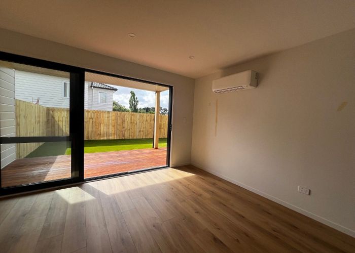  at 7/21 Divich Avenue, Te Atatu South, Waitakere City, Auckland