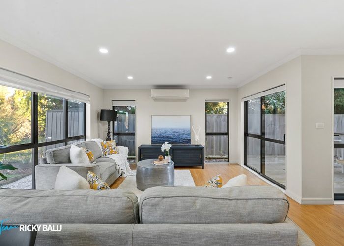  at 17 Hard Beech Street, Takanini, Papakura, Auckland