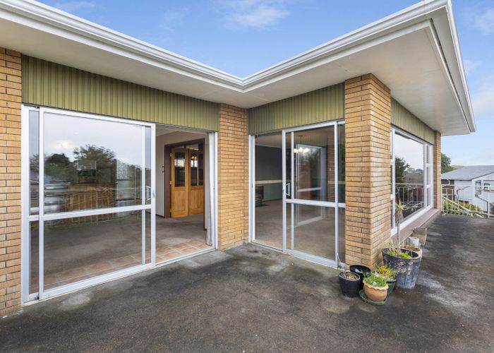  at 5 Fairfax Terrace, Frankleigh Park, New Plymouth