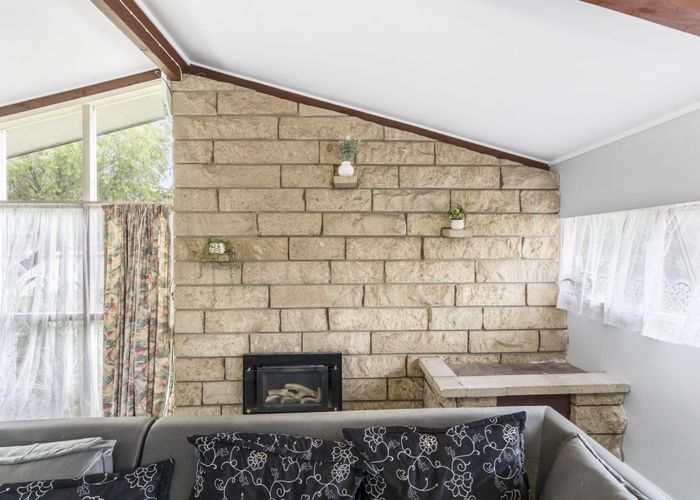  at 19 Corolu Place, Conifer Grove, Takanini