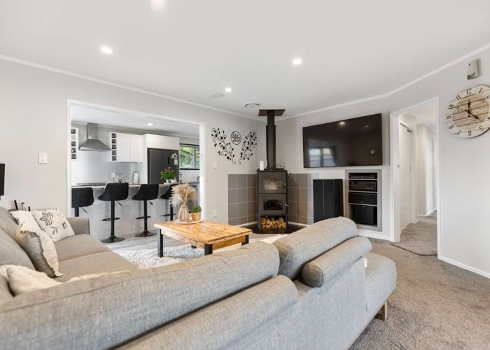  at 4 Thackeray Place, Owhata, Rotorua