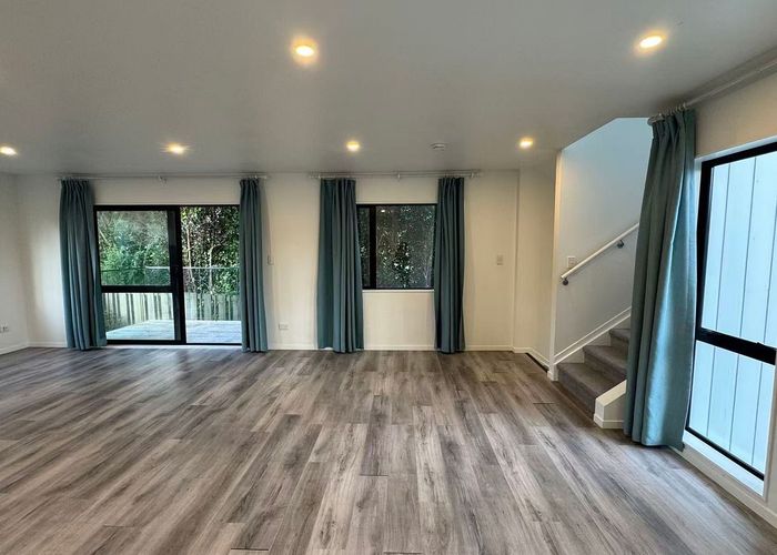  at 11 Apple Lane, Henderson, Waitakere City, Auckland