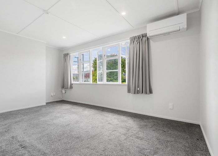 at 327  Taupo Road, Taumarunui, Ruapehu, Manawatu / Whanganui