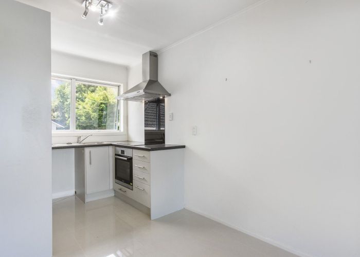 at 2/44 Campbell Road, One Tree Hill, Auckland
