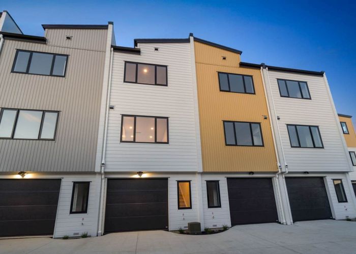  at 2/15 Farringdon Street, Glen Innes, Auckland City, Auckland