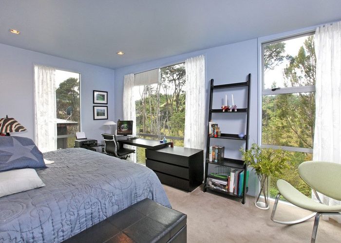  at 25A Landing Road, Titirangi, Waitakere City, Auckland