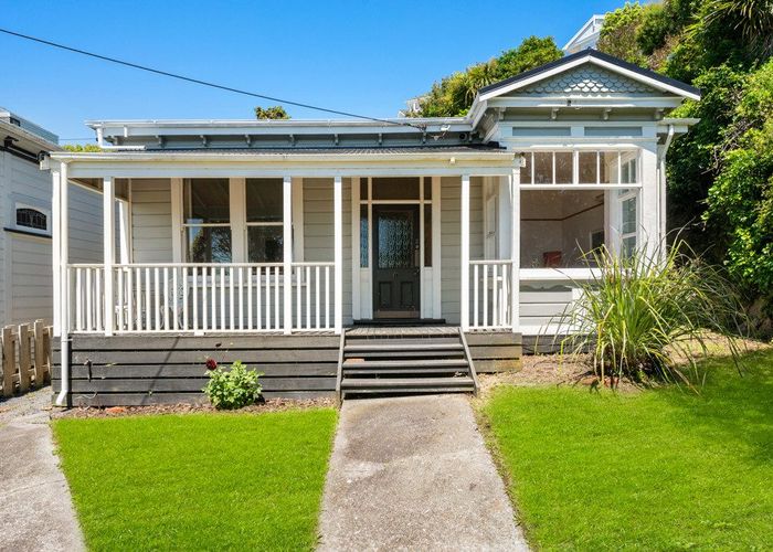  at 9 Laura Avenue, Brooklyn, Wellington, Wellington