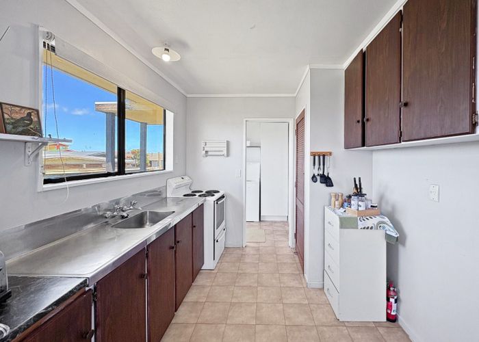  at 38 Tongariro Street, Castlecliff, Whanganui, Manawatu / Whanganui