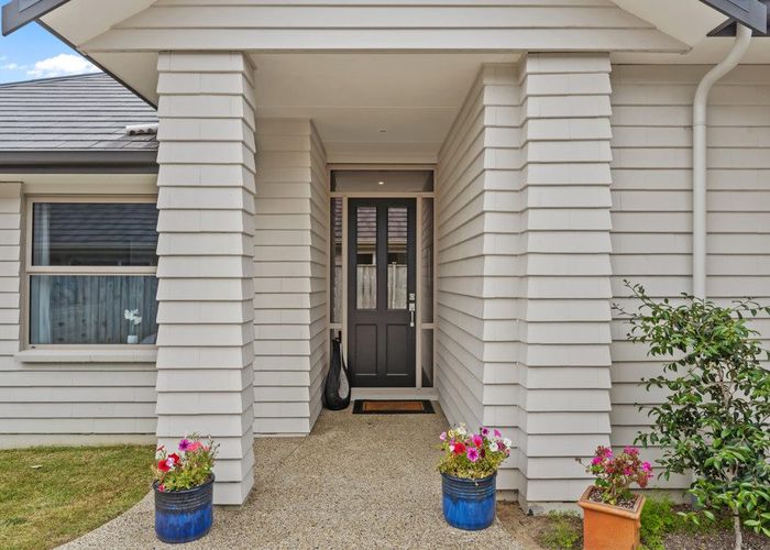  at 3 Giarni Place, Karaka, Papakura